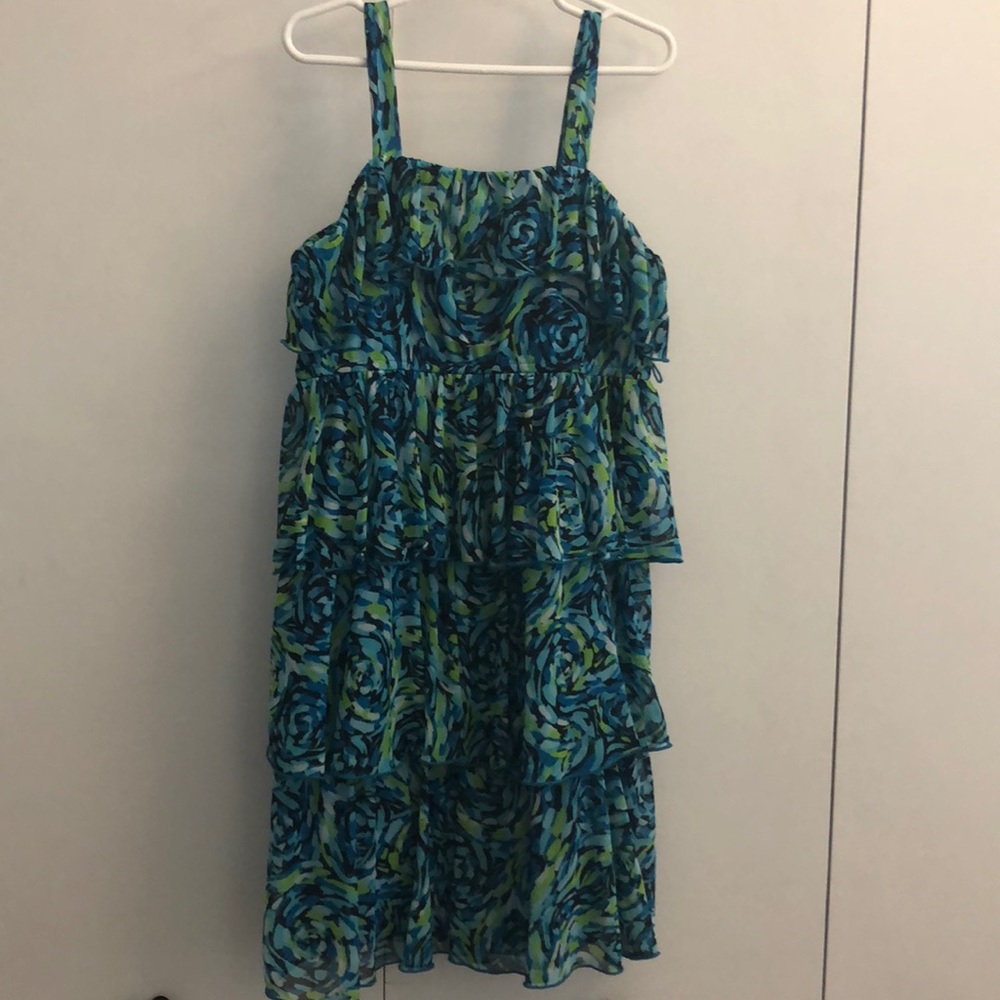 Girls pretty dress! Great for Easter!